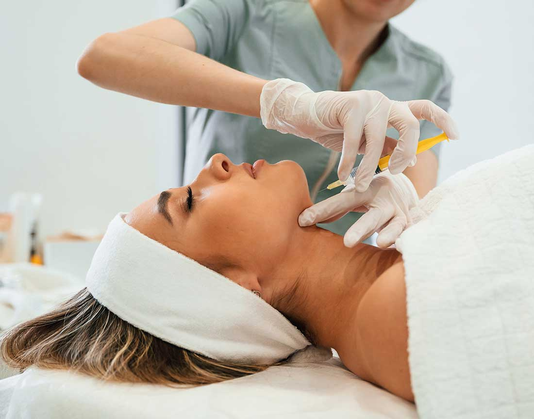 Vyšetrenie pleti v ambulancii DERMA-CARE